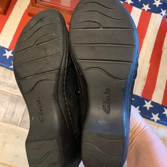 EUC Women’s Clark’s Collection Soft Wedge Glitter Fabric Shoe Black Size 6M - Picture 9 of 13